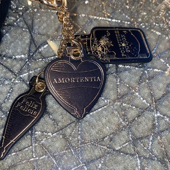 Fred Segal HARRY POTTER Crossbody! - Picture 5 of 9